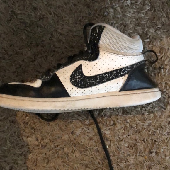 Nike shoes - Picture 4 of 6